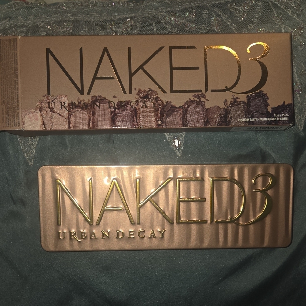 Urban Decay Naked3 Palette - Everyday Rosy Neutrals
